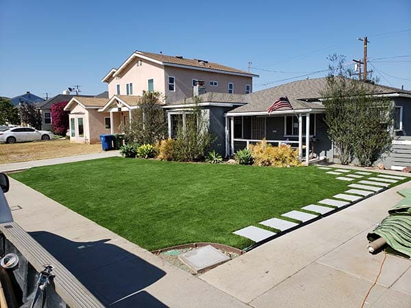 Front yard with Preferred Turf installed